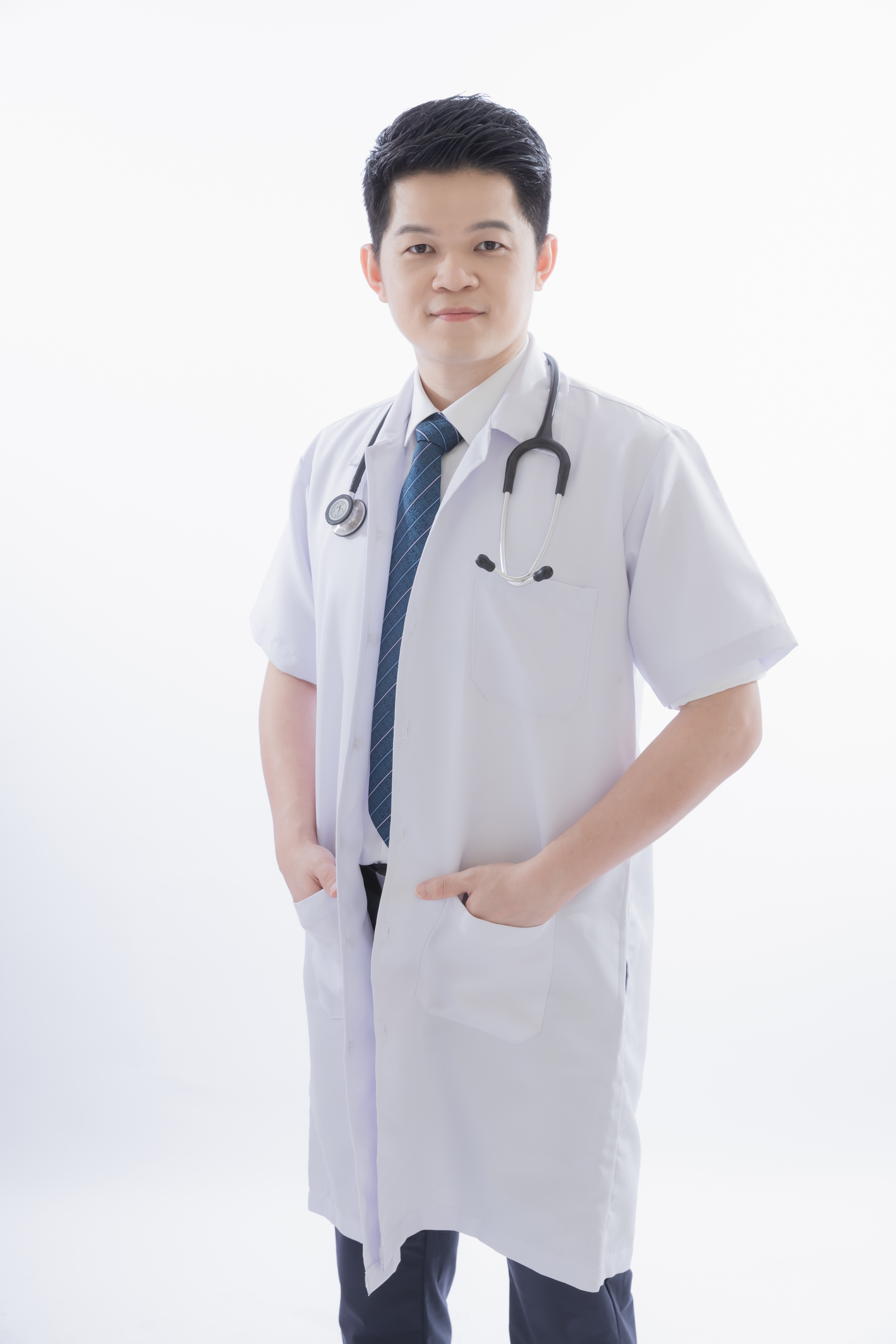Dr. Yek Chu Jie
